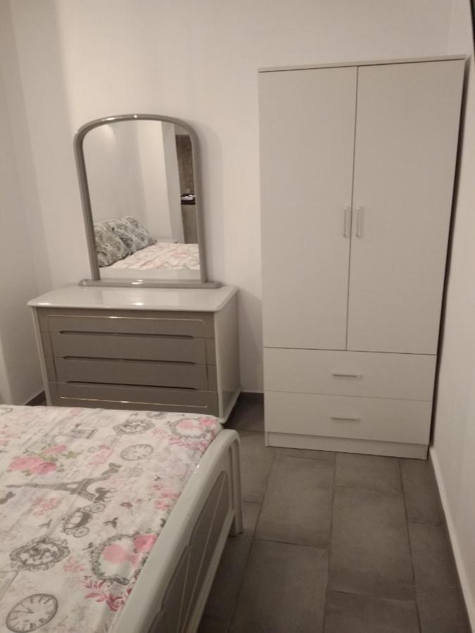 Apartamento de 32 m² en Pagrati, con 1 habitación Atenas Exterior foto
